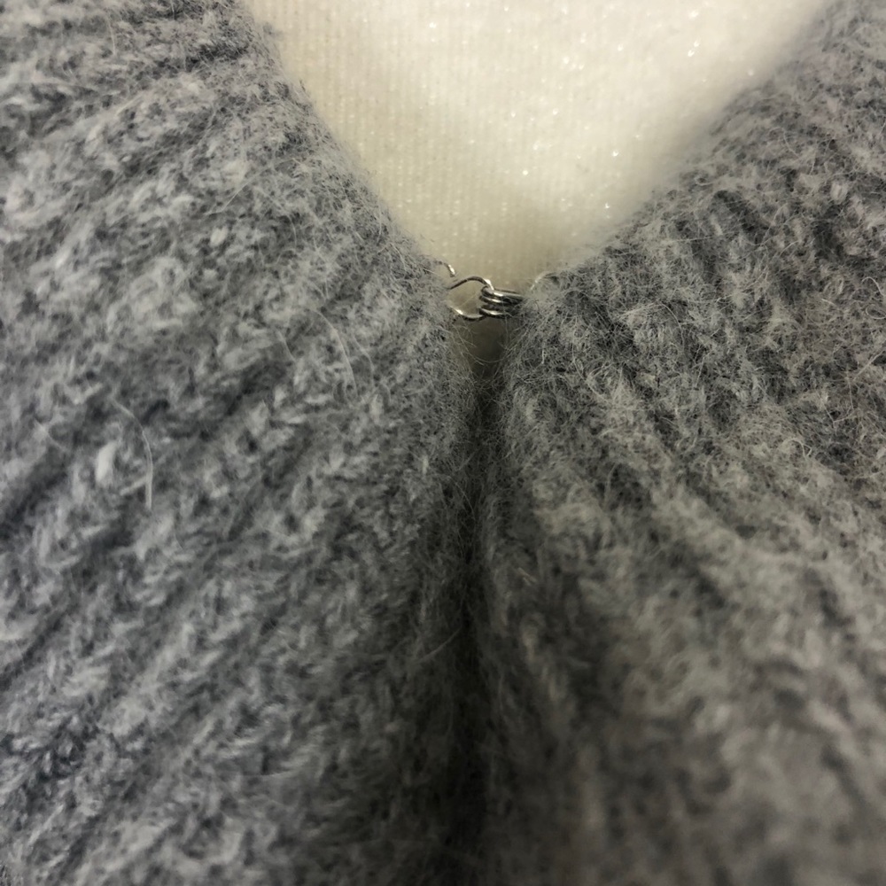Colour‎ Works Ruffle Gray Soft Angora Wool Cardigan - Picture 8 of 13